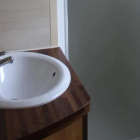 Mobil 23m² Avec Terrasse - 4 Pers - Api-1-52-383 *