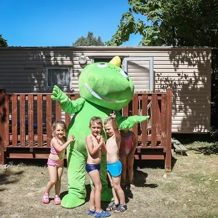 Mobil 23m² Avec Terrasse - 4 Pers - Api-1-52-383 *