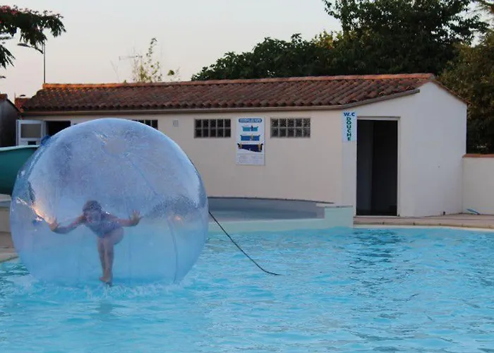 Mobil 23m² Avec Terrasse - 4 Pers - Api-1-52-383 Les Achards (Vendee)